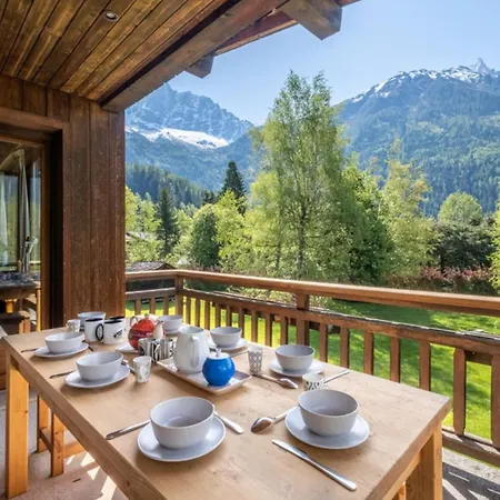 De L'aiguille With View On Mont Blanc Chalet