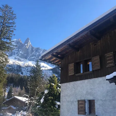 Domek alpejski Family With Amazing View On Mont Blanc